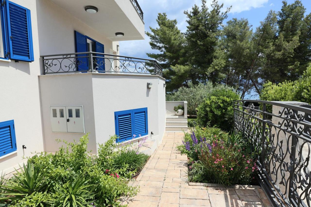 Villa La Bomboniera Слатине Экстерьер фото