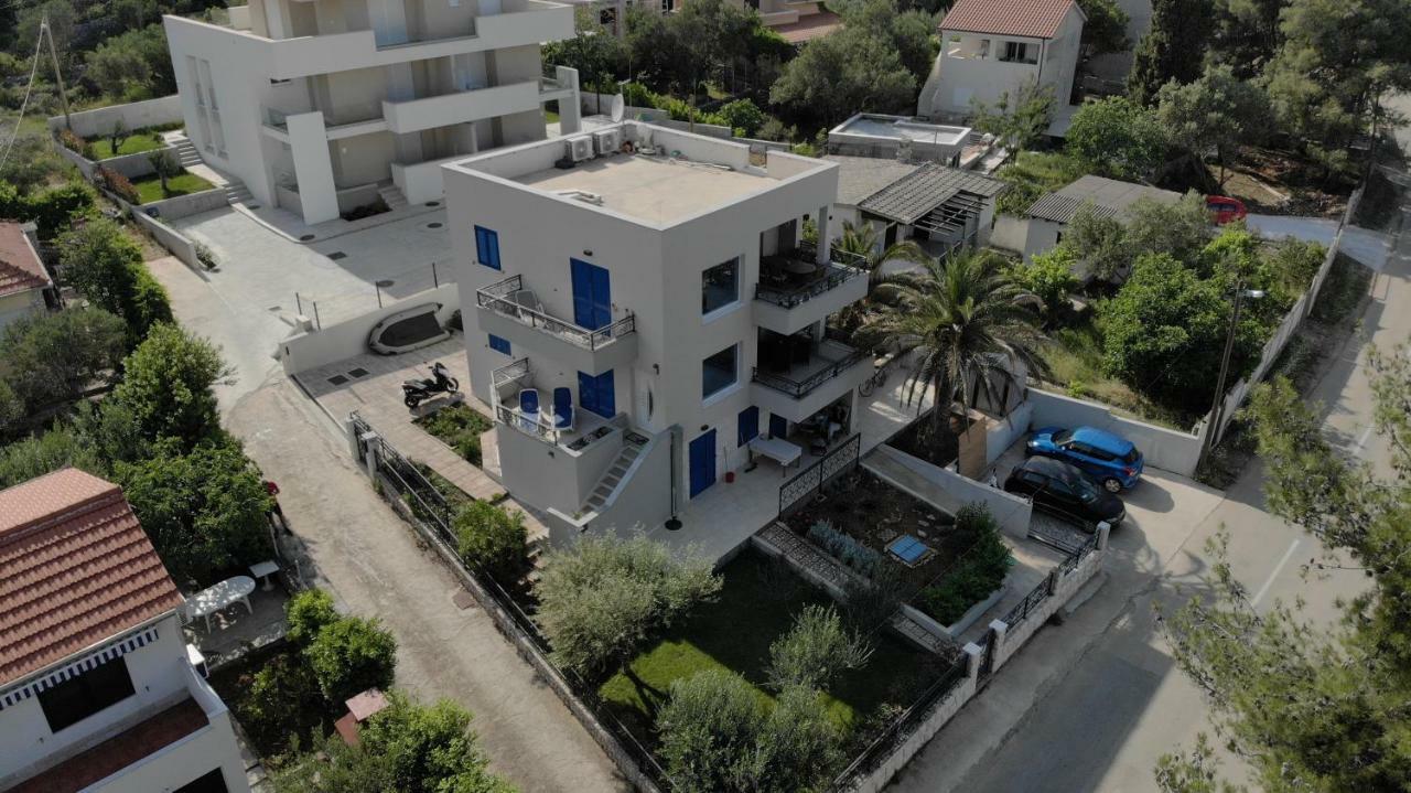 Villa La Bomboniera Слатине Экстерьер фото
